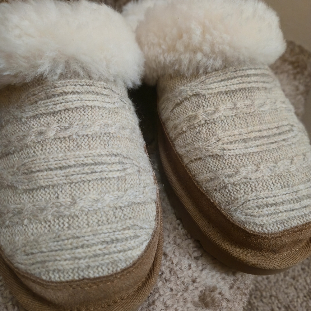 UGG Cluggette Cable Knit Slipper - Picture 2 of 15